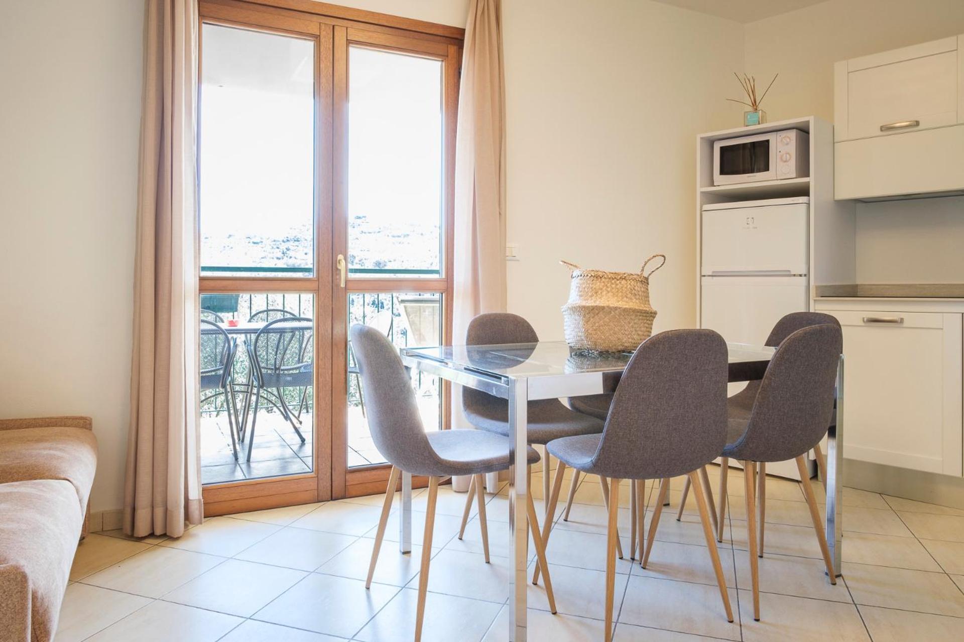 Giada Aparthotel